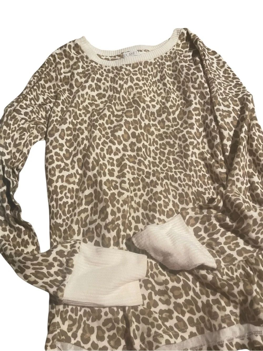 Planet Gold size of Animal Print Long Sleeve Sweater in Beige and Cream sz med